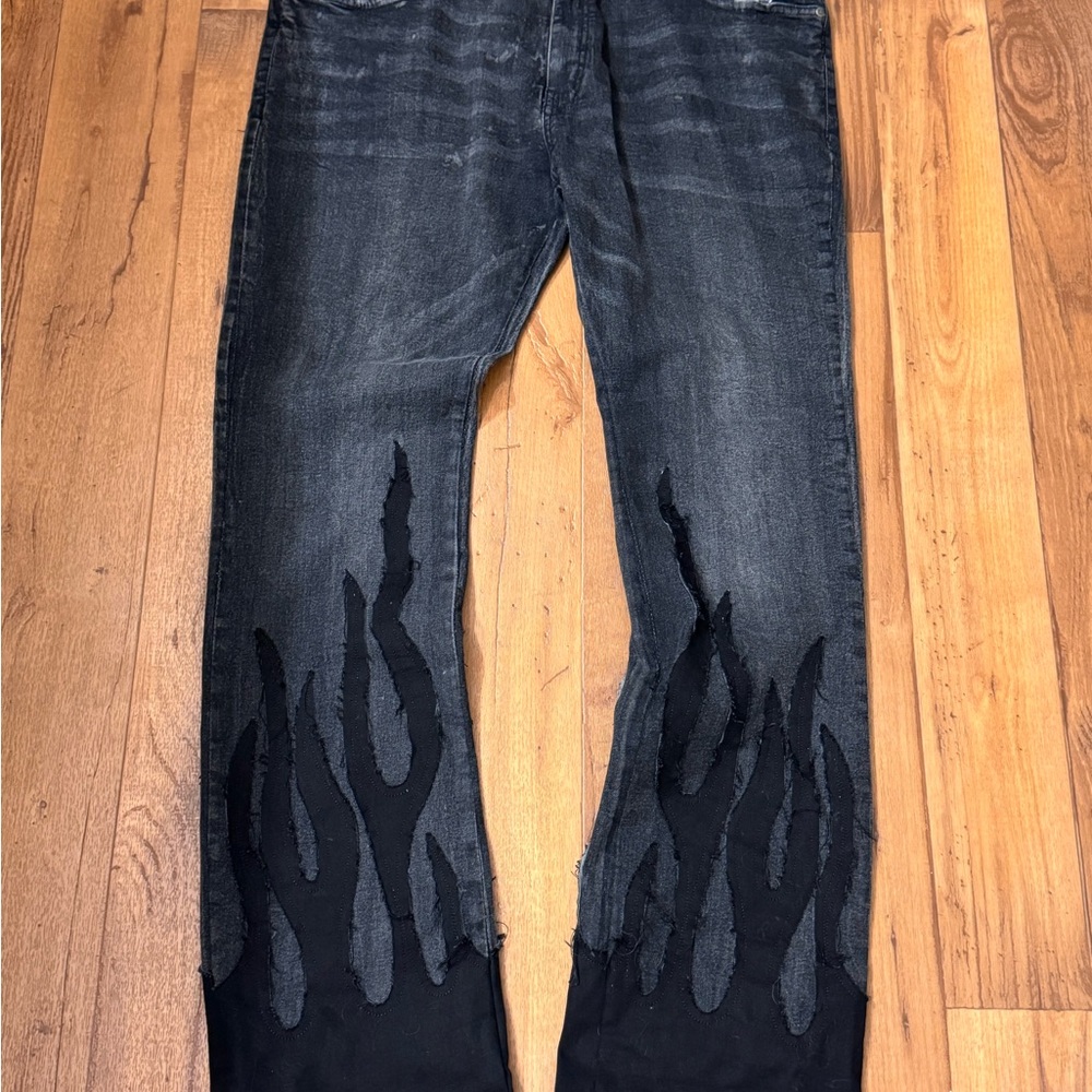 Black Skinny Jeans with Unique Flame Design